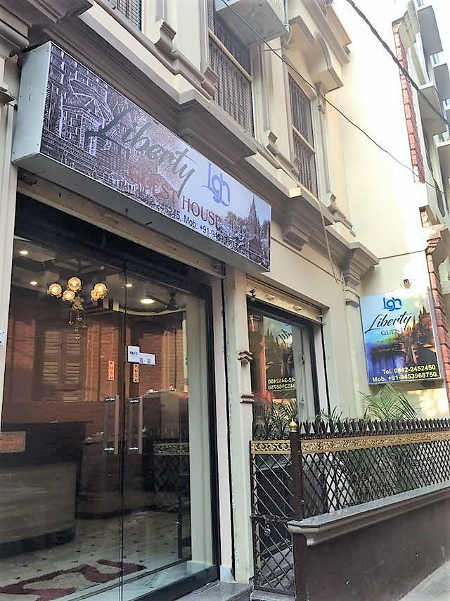 Liberty Guest House Váránaszi Kültér fotó